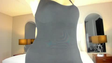 Snapshot of vanitysex chatting on December 2024 11:33:02 AM Karine online show from December 2024 11:33:02 AM