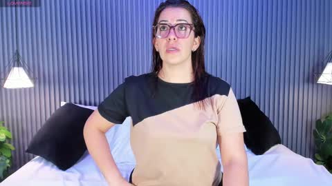 Karine online show from November 2025 11:36:02 AM