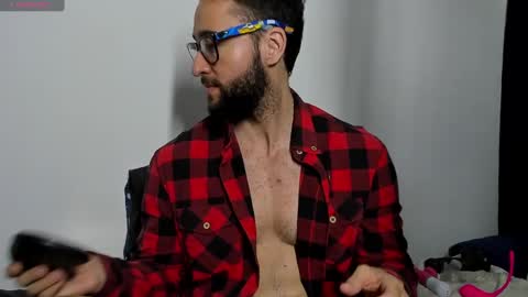 Van online show from February 2025 07:47:02 PM