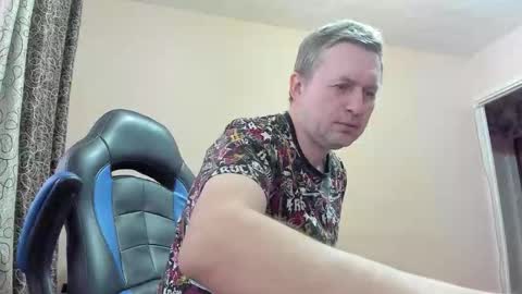 Snapshot of vano_822 chatting on November 2025 10:04:02 AM vano_822 online show from November 2025 10:04:02 AM