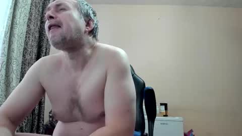 vano_822 online show from February 2026 12:02:02 PM