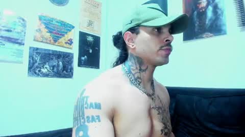 Snapshot of vanvelckan_ chatting on June 2026 06:04:01 AM vanvelckan_ online show from June 2026 06:04:01 AM