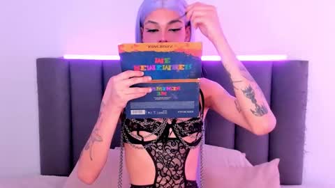 Snapshot of varya_ferreira chatting on September 2025 01:14:02 PM  Varya Ferreira - independent model  online show from September 2025 01:14:02 PM