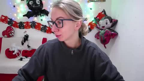 Vasilisa online show from October 2025 06:06:02 AM