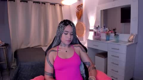 Vayolett Bass online show from January 2026 07:23:02 AM