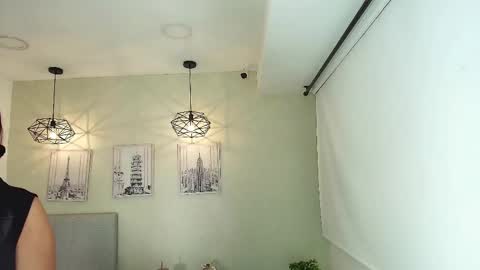 Victoria online show from November 2025 10:59:01 AM