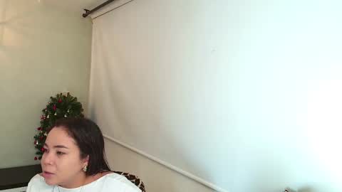 Victoria online show from November 2025 10:40:02 AM