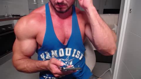 Toni Martins online show from November 2025 07:04:01 PM