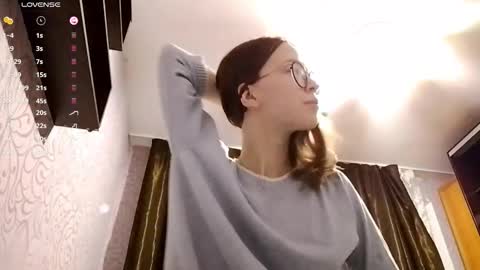 Snapshot of vedamaggic chatting on November 2025 03:01:02 PM Lisa online show from November 2025 03:01:02 PM