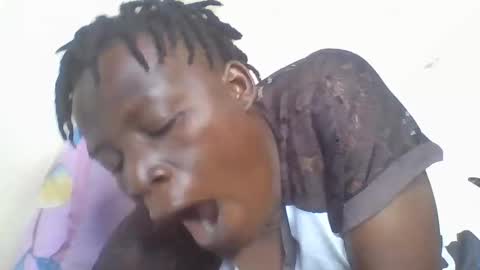 Vee tommy online show from February 2025 05:51:02 PM