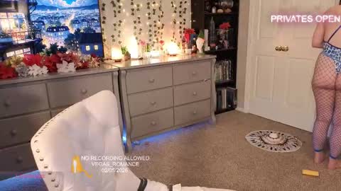 vegas_romance online show from February 2026 03:32:02 AM