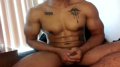 Vegas Love online show from December 2025 08:35:01 PM