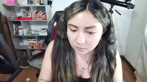 Im VelaI will be Christmas and New Year with my family December 22 to January 13 I will miss you guys. online show from November 2025 10:10:01 PM