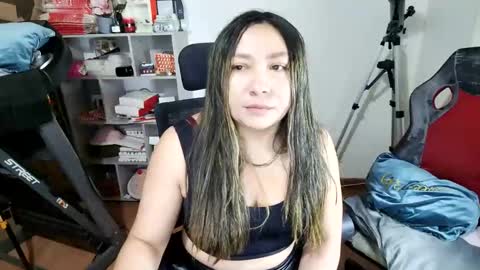Snapshot of vellarossa chatting on May 2026 05:25:02 AM Im VelaI will be Christmas and New Year with my family December 22 to January 13 I will miss you guys. online show from May 2026 05:25:02 AM