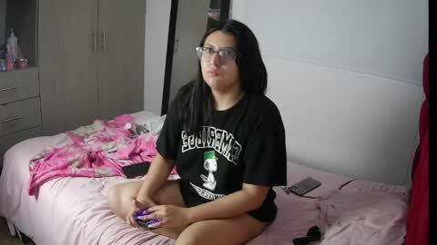 Snapshot of velma_star chatting on April 2026 11:12:01 AM Velma online show from April 2026 11:12:01 AM