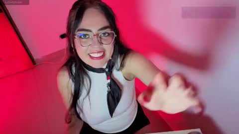 VELOURNYX online show from April 2026 04:28:02 AM
