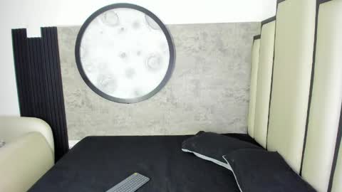 Stefany Y Diego online show from April 2026 11:41:02 AM