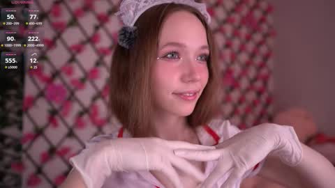 Snapshot of velvet_vice chatting on November 2025 06:09:02 PM Polly online show from November 2025 06:09:02 PM