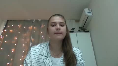 Snapshot of velveted_ivy chatting on November 2025 11:11:01 AM velveted_ivy online show from November 2025 11:11:01 AM