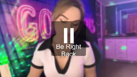 Snapshot of velvettouch4444 chatting on February 2026 10:44:01 PM MERYEM online show from February 2026 10:44:01 PM