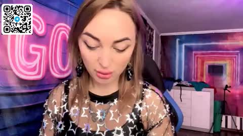 Snapshot of velvettouch4444 chatting on March 2026 11:45:02 AM MERYEM online show from March 2026 11:45:02 AM