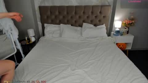 Diana online show from November 2025 02:47:01 AM