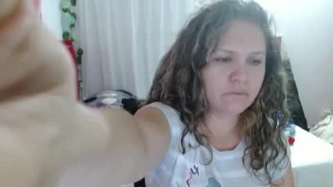 Snapshot of venecasexy44 chatting on October 2025 10:00:02 AM venecasexy44 online show from October 2025 10:00:02 AM