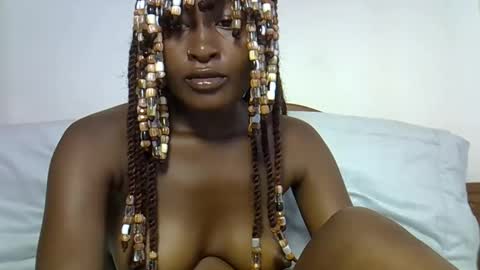 venom_kisses5050 online show from February 2026 01:12:02 PM