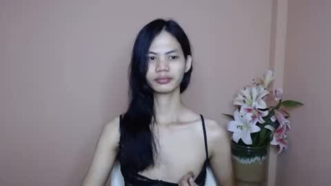 Snapshot of venus_192003 chatting on November 2025 10:48:01 PM venus cute online show from November 2025 10:48:01 PM