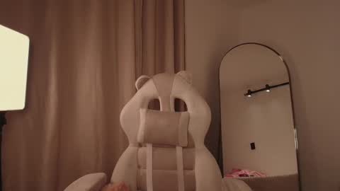 venus_art11 online show from September 2025 02:13:01 AM