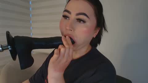 Venus online show from February 2026 11:14:01 PM