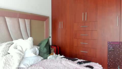 Ali aka venus p online show from December 2024 07:45:01 PM