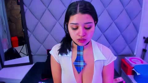 Venusowen  online show from December 2025 02:03:01 PM