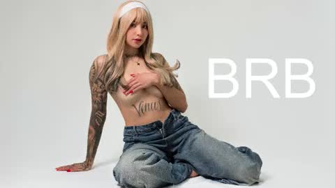 Shelly online show from November 2025 10:41:02 AM