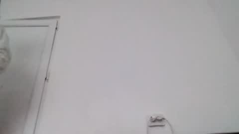 Snapshot of vera_elle chatting on May 2026 04:57:01 PM Vera online show from May 2026 04:57:01 PM
