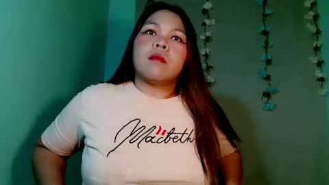 Snapshot of vera_halo chatting on March 2026 12:08:01 PM VERA online show from March 2026 12:08:01 PM