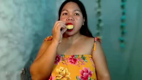 Snapshot of vera_halo chatting on April 2026 09:45:01 AM VERA online show from April 2026 09:45:01 AM