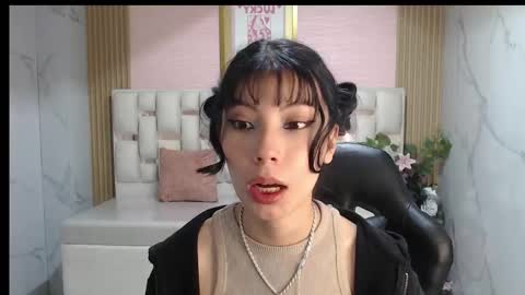 Verana  online show from October 2025 03:53:01 AM