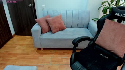 Catalina online show from February 2025 03:52:02 PM