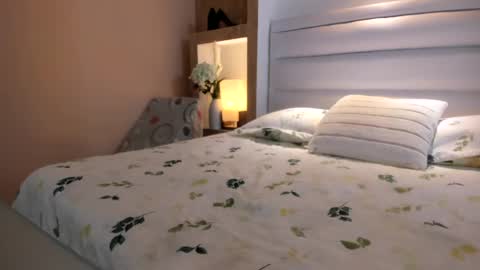 Snapshot of veronica_garciaa chatting on February 2025 11:20:01 AM Johovanna online show from February 2025 11:20:01 AM