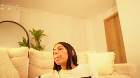 Veronica online show from January 2025 11:34:02 AM