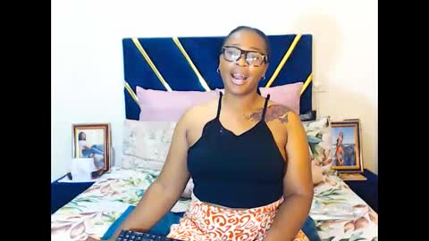 Snapshot of veronicarod1 chatting on March 2026 12:28:01 AM veronicarod1 online show from March 2026 12:28:01 AM