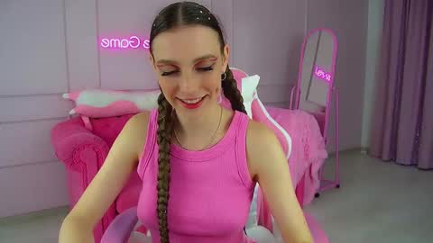 Veronica online show from September 2025 06:08:01 PM