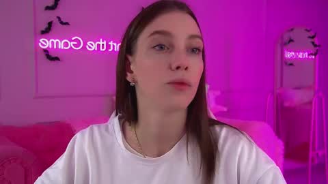 Veronica online show from October 2025 06:25:02 AM