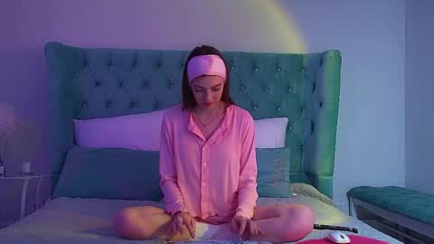 Veronica online show from February 2026 06:33:02 PM