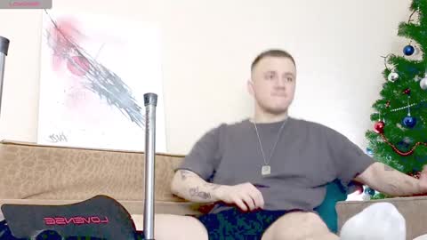 Snapshot of vers_gay chatting on December 2024 02:46:02 PM Ethan online show from December 2024 02:46:02 PM