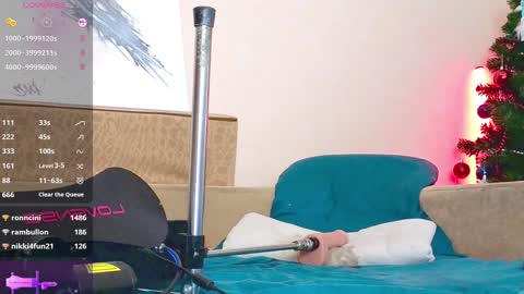 Snapshot of vers_gay chatting on December 2024 12:34:01 PM Ethan online show from December 2024 12:34:01 PM