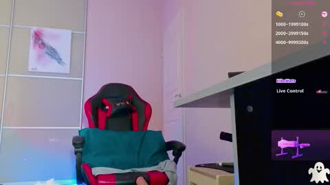 Snapshot of vers_gay chatting on December 2025 12:58:01 PM Ethan online show from December 2025 12:58:01 PM