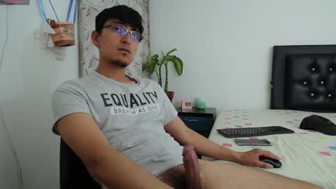 versatileguuy online show from October 2025 02:52:01 AM