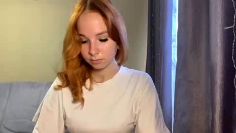 Snapshot of vertiegartrell chatting on July 2026 04:19:01 AM Lina online show from July 2026 04:19:01 AM